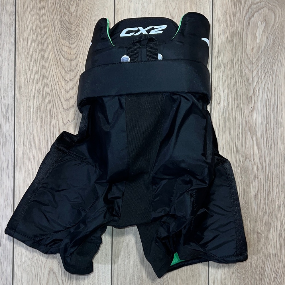 VIC CX2 Hockey Pants, Junior, Black/Green - Picture 9 of 12